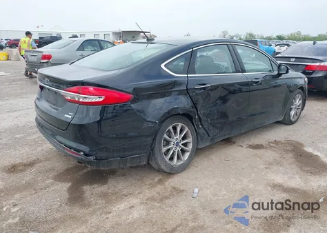 2017 Ford Fusion Se z USA, uszkodzony, nr VIN 3FA6P0HD4HR334580
